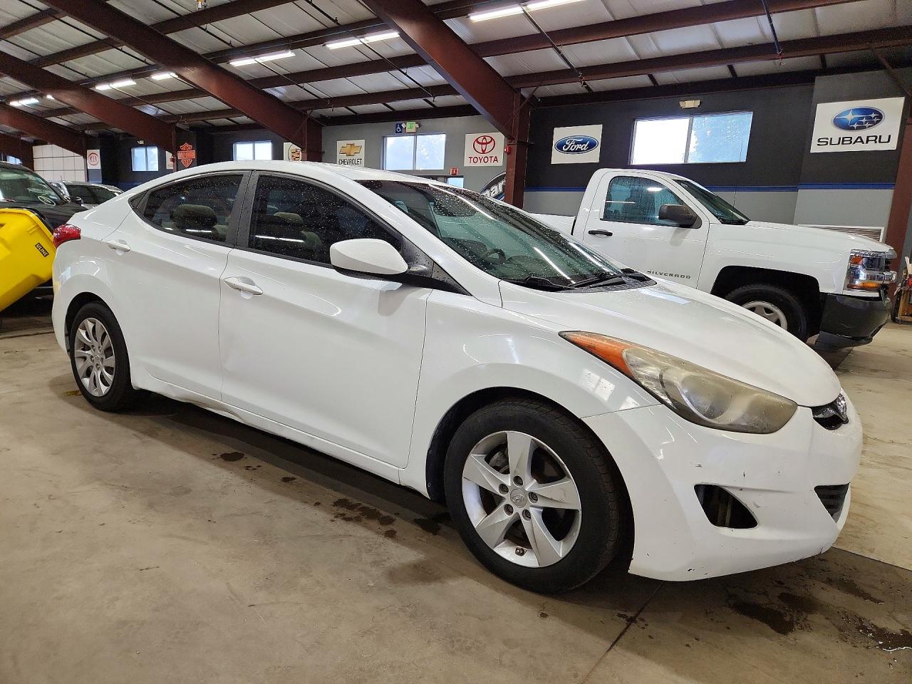 2012 HYUNDAI ELANTRA