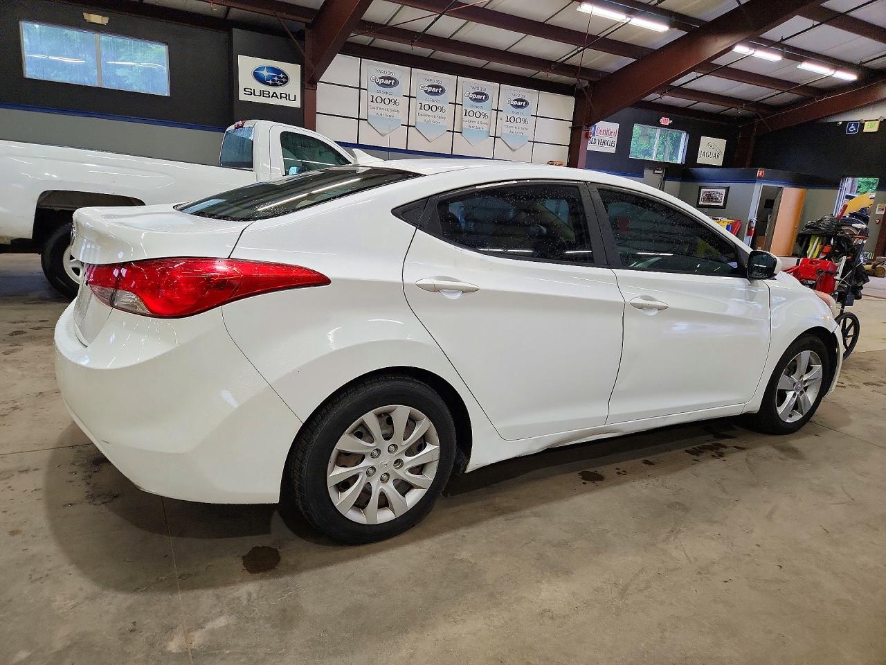 2012 HYUNDAI ELANTRA