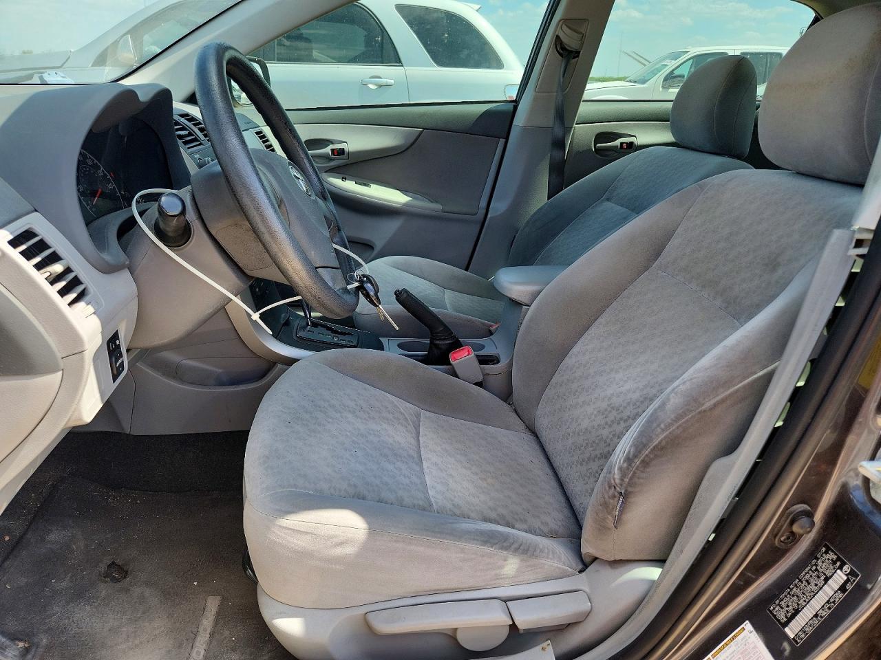 2009 TOYOTA COROLLA