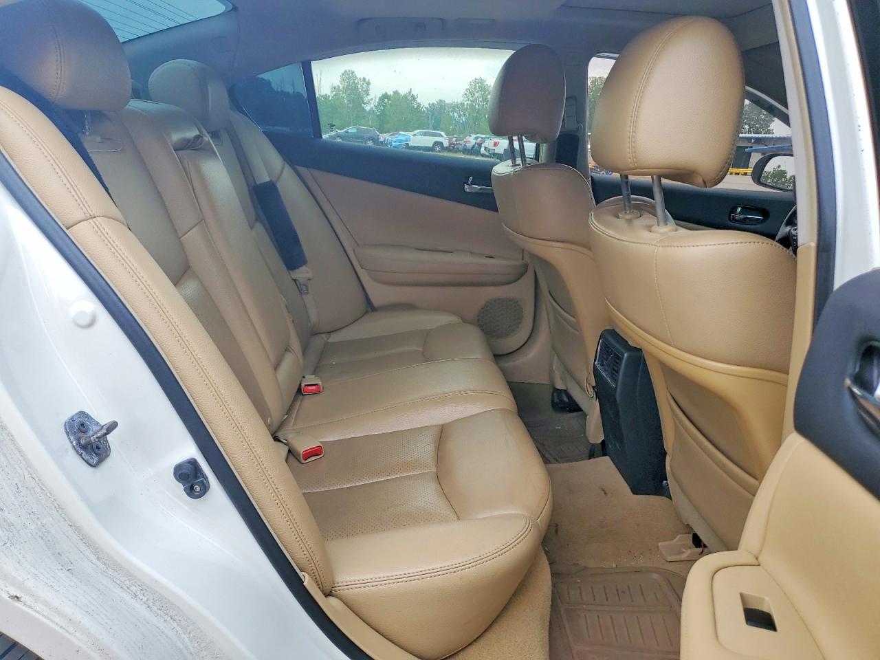 2010 NISSAN MAXIMA