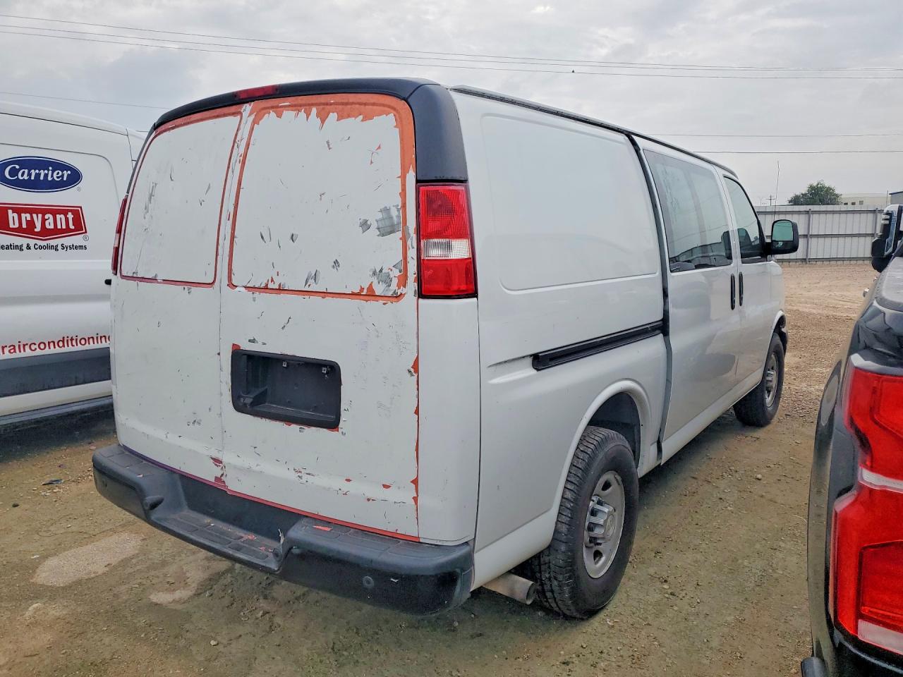 2021 CHEVROLET EXPRESS