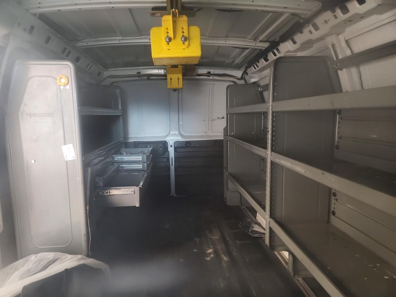 2021 CHEVROLET EXPRESS