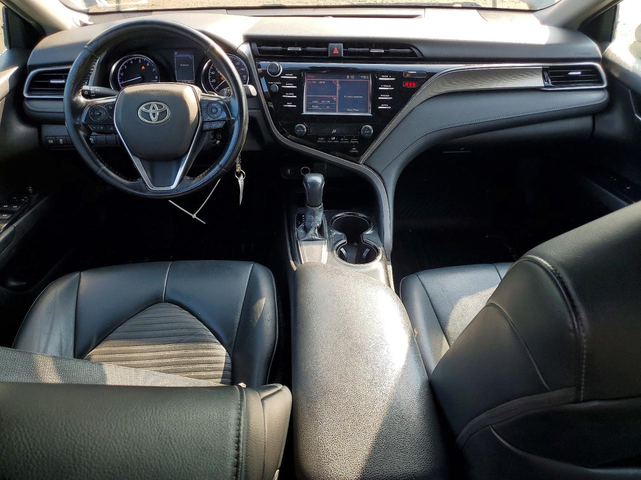 2019 TOYOTA CAMRY