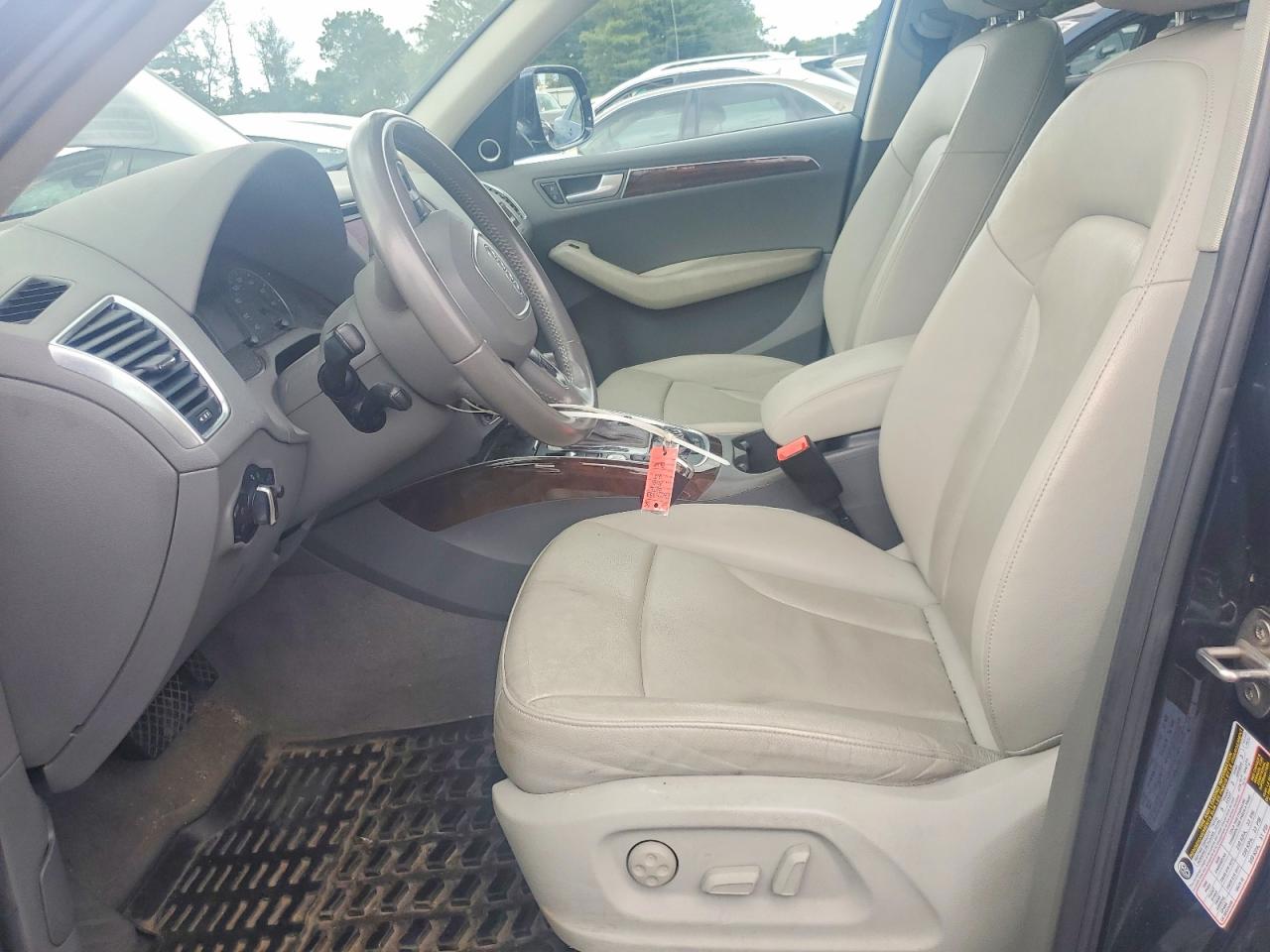 2012 AUDI Q5