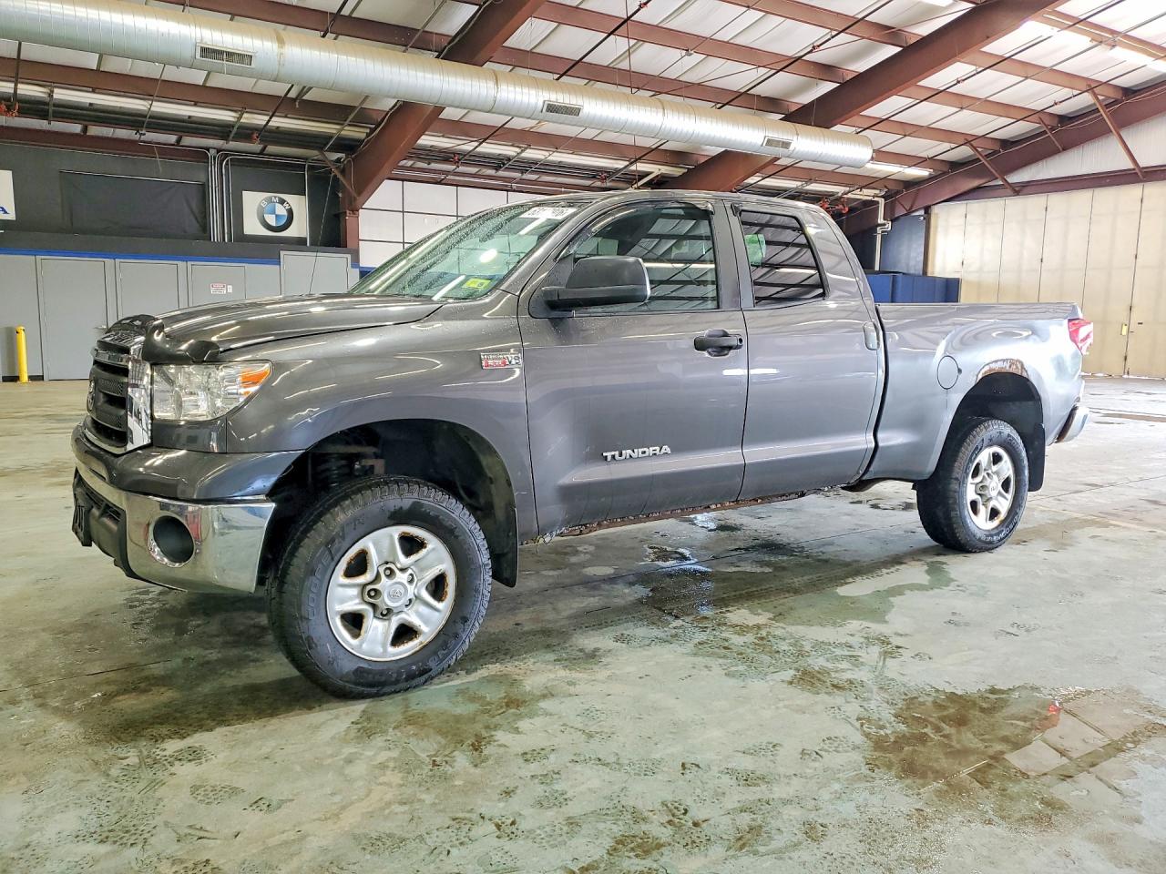 2011 TOYOTA TUNDRA