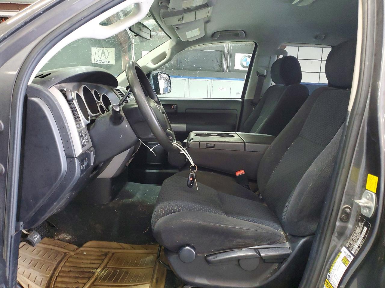 2011 TOYOTA TUNDRA