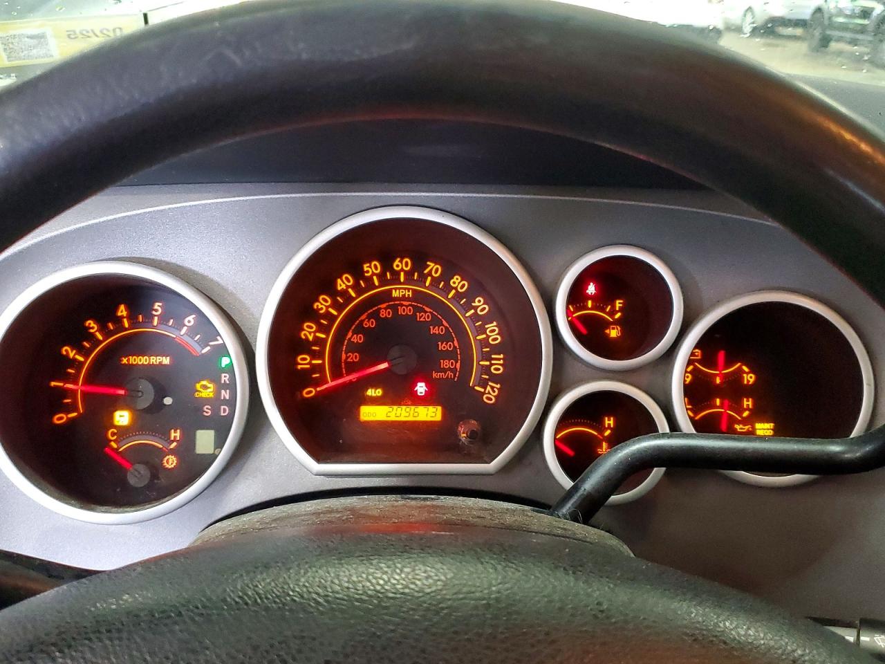 2011 TOYOTA TUNDRA