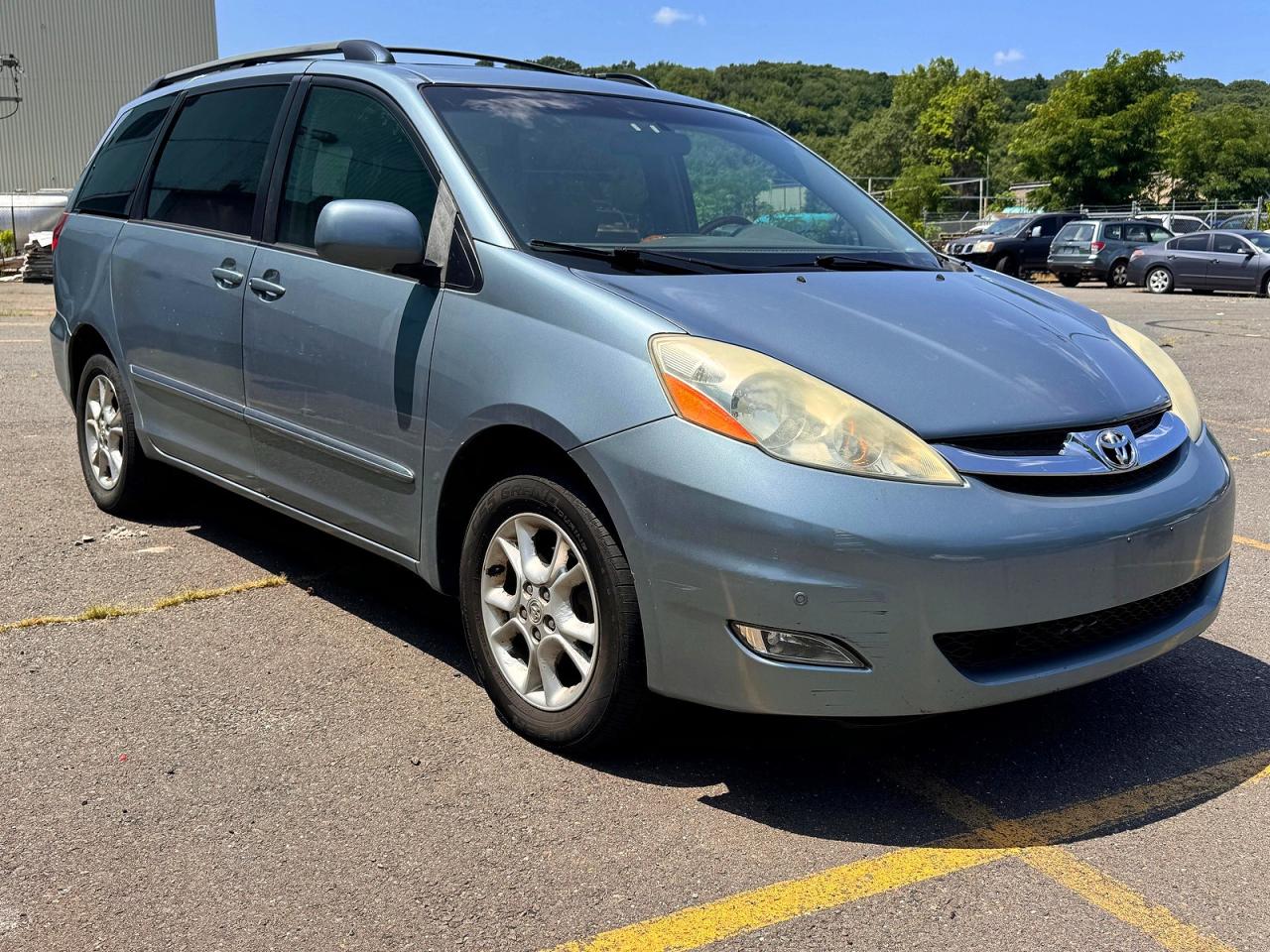 2006 TOYOTA SIENNA
