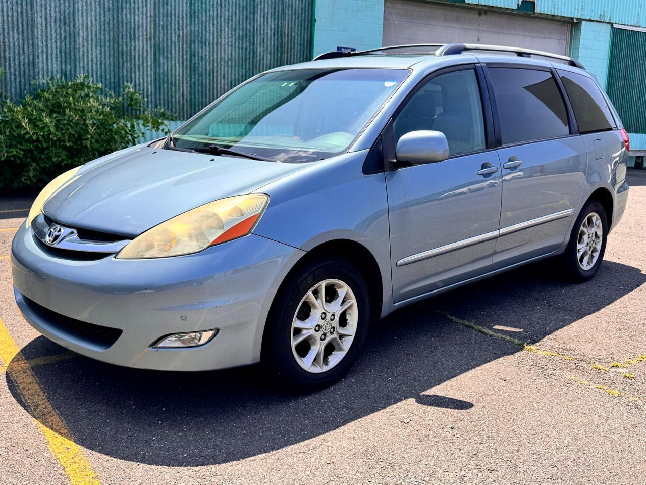2006 TOYOTA SIENNA