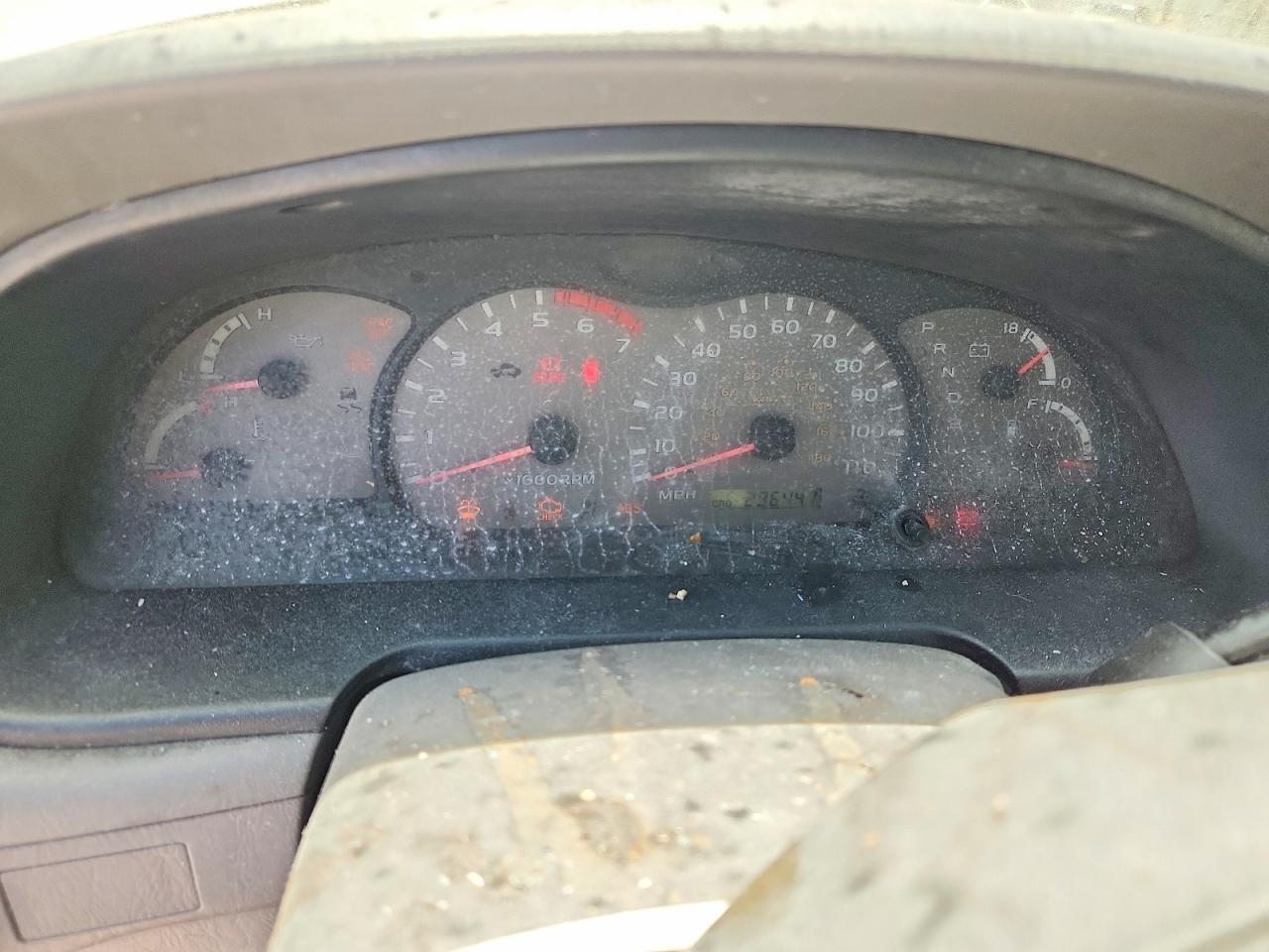2001 TOYOTA SEQUOIA