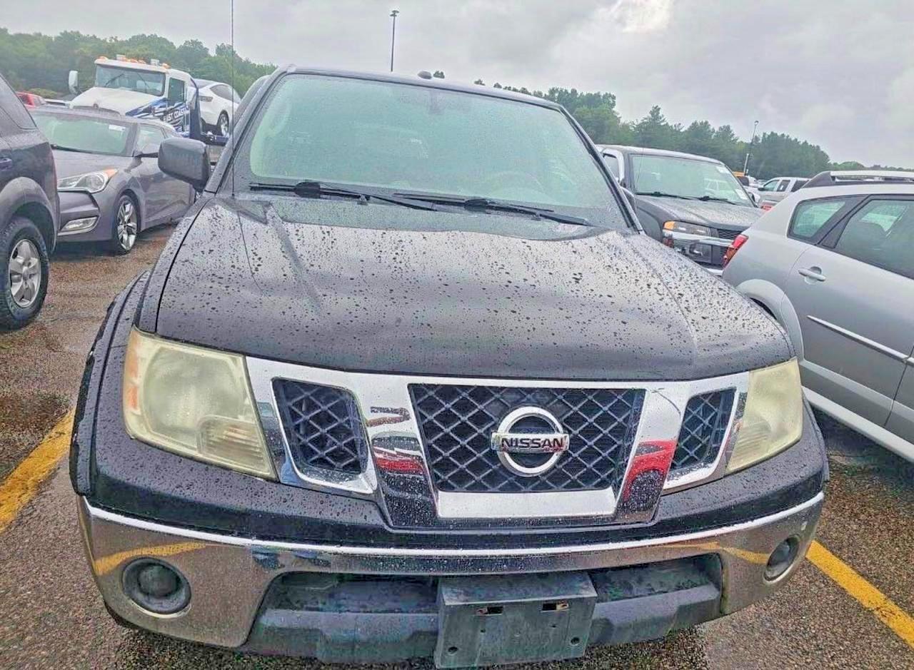 2011 NISSAN FRONTIER