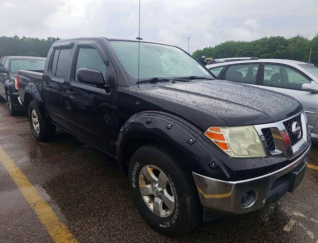 2011 NISSAN FRONTIER