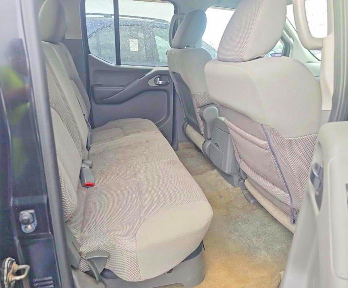 2011 NISSAN FRONTIER