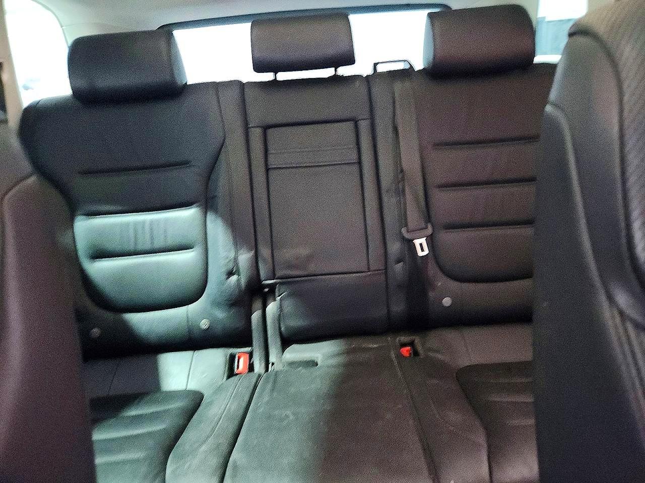 2016 VOLKSWAGEN TOUAREG TD
