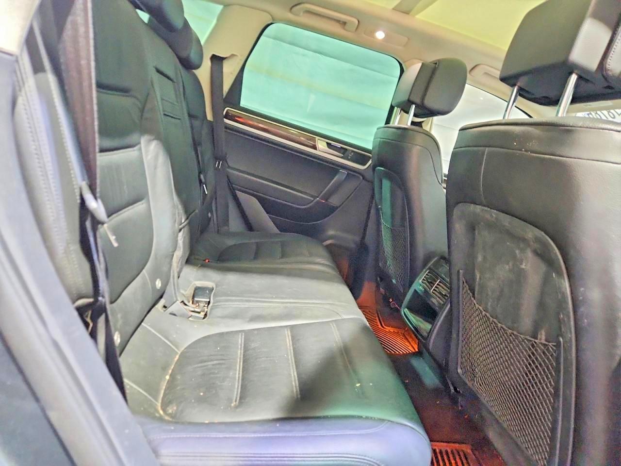 2016 VOLKSWAGEN TOUAREG TD