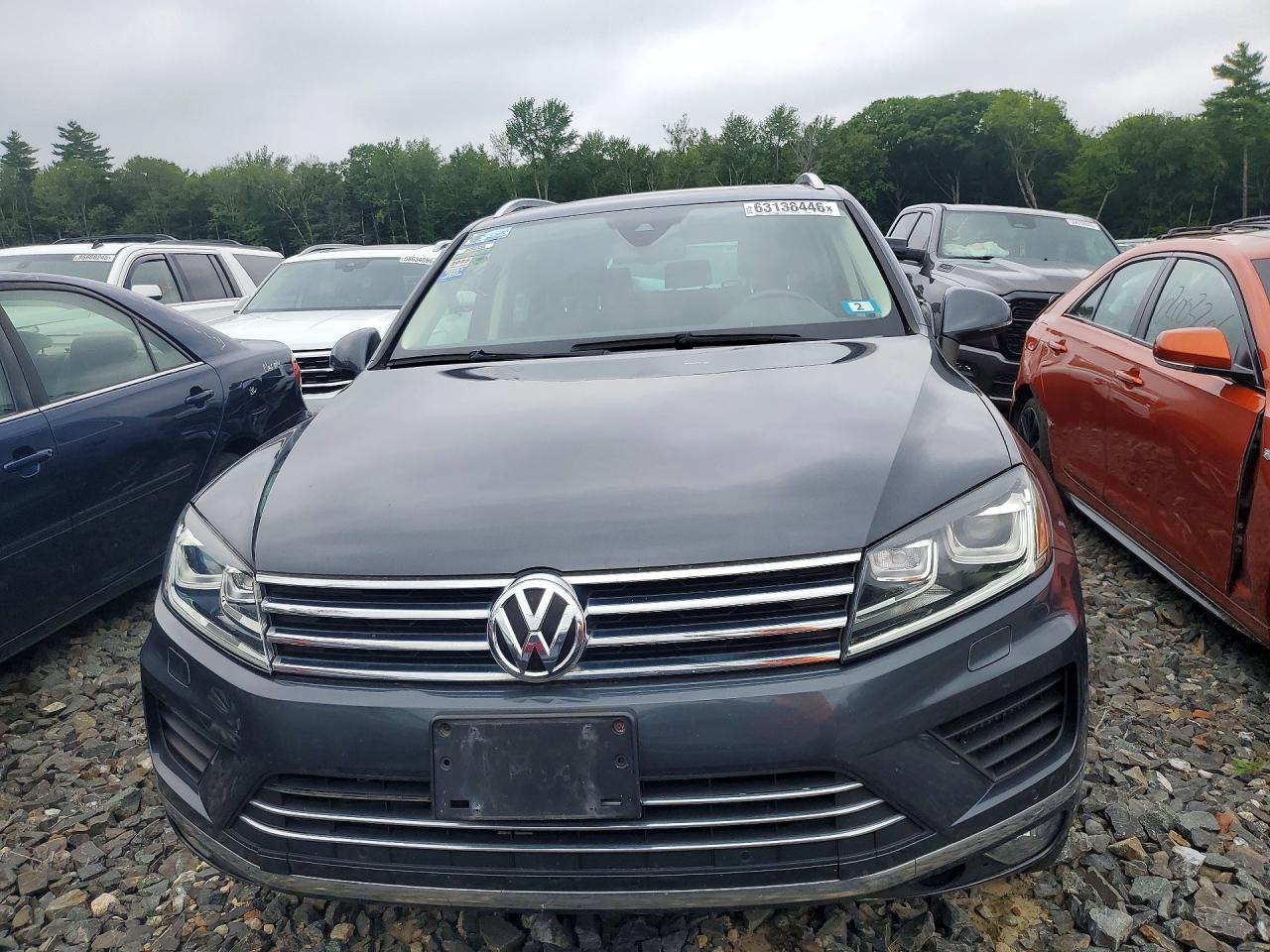 2016 VOLKSWAGEN TOUAREG TD