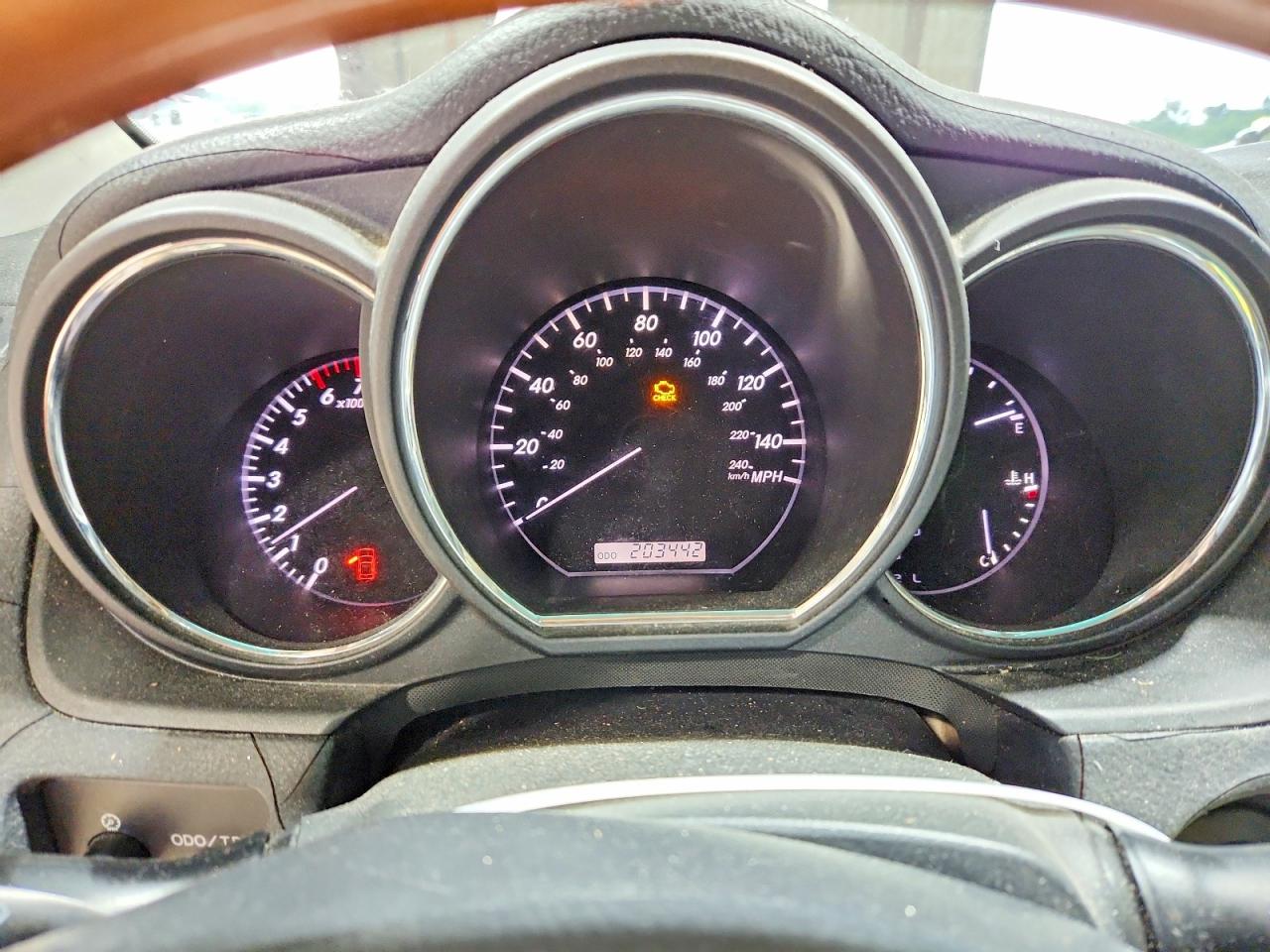 2005 LEXUS RX330