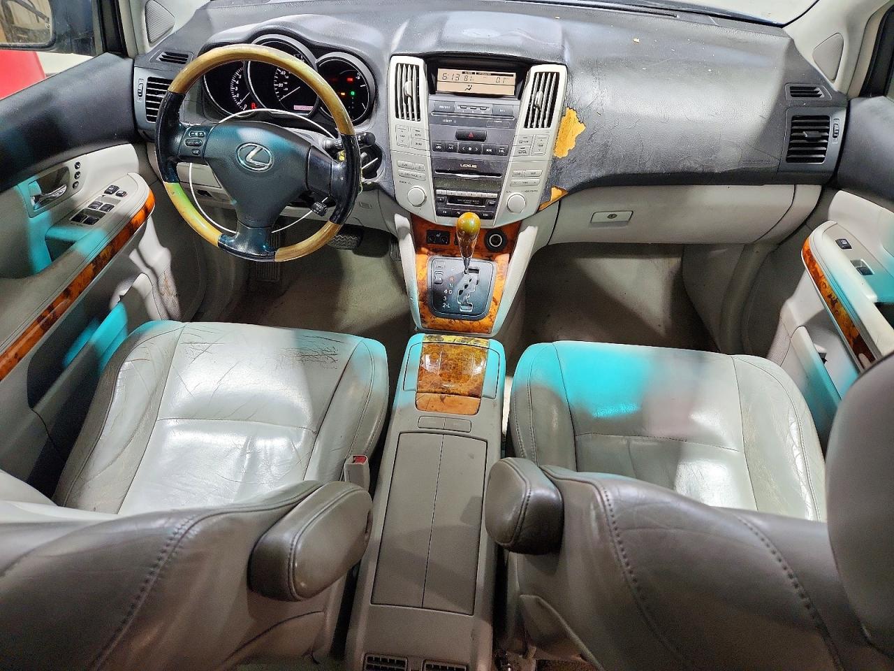 2005 LEXUS RX330