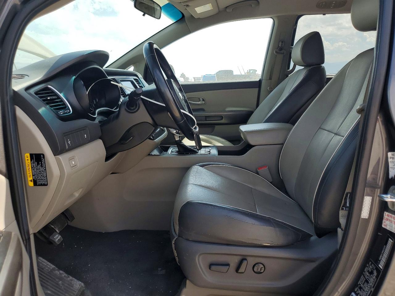 2017 KIA SEDONA