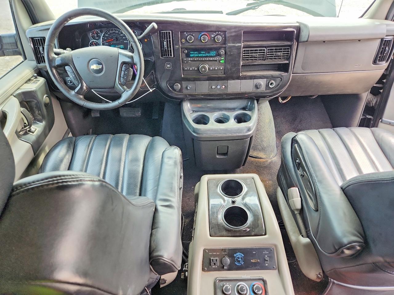 2012 CHEVROLET EXPRESS