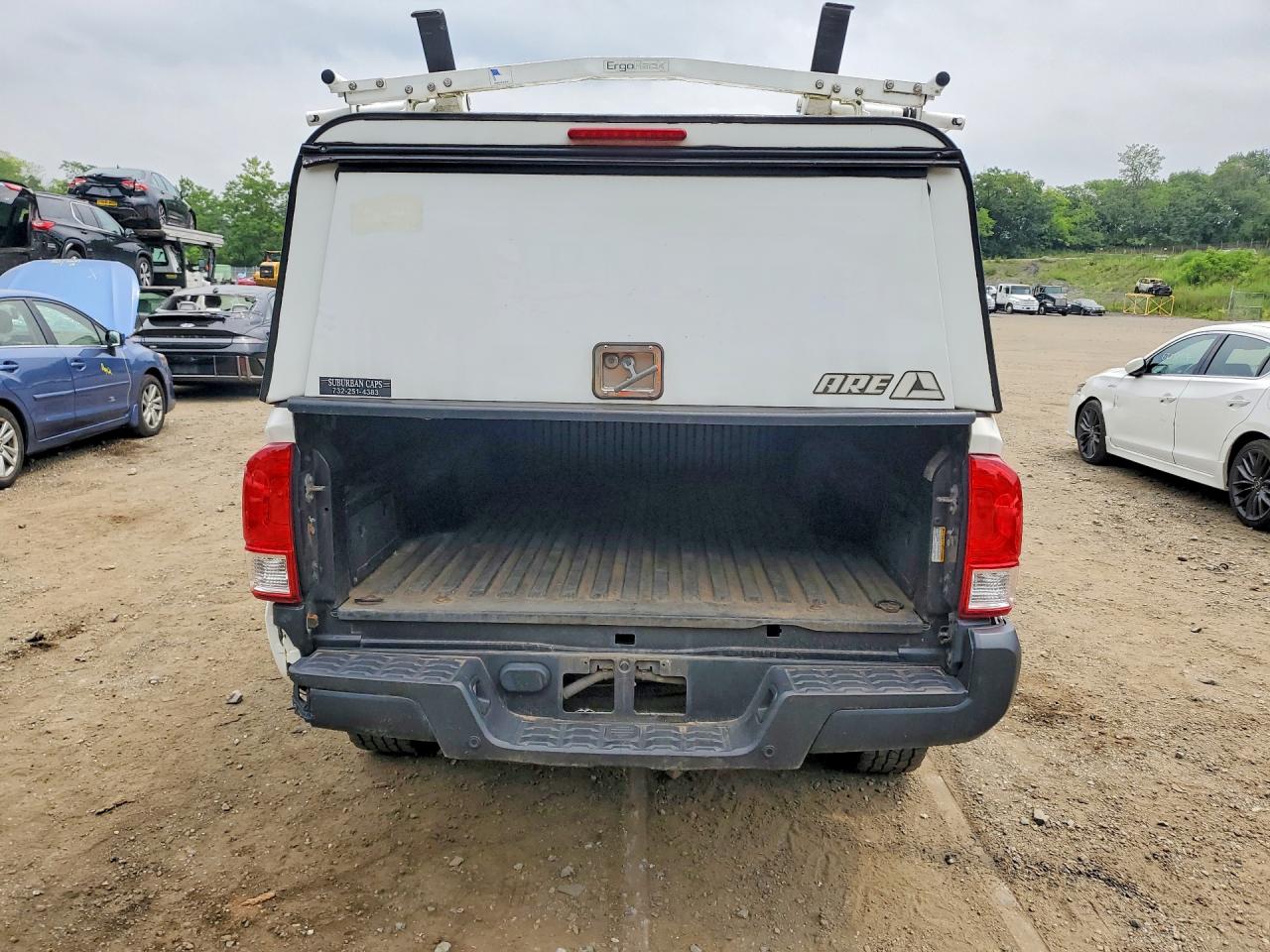 2016 TOYOTA TACOMA