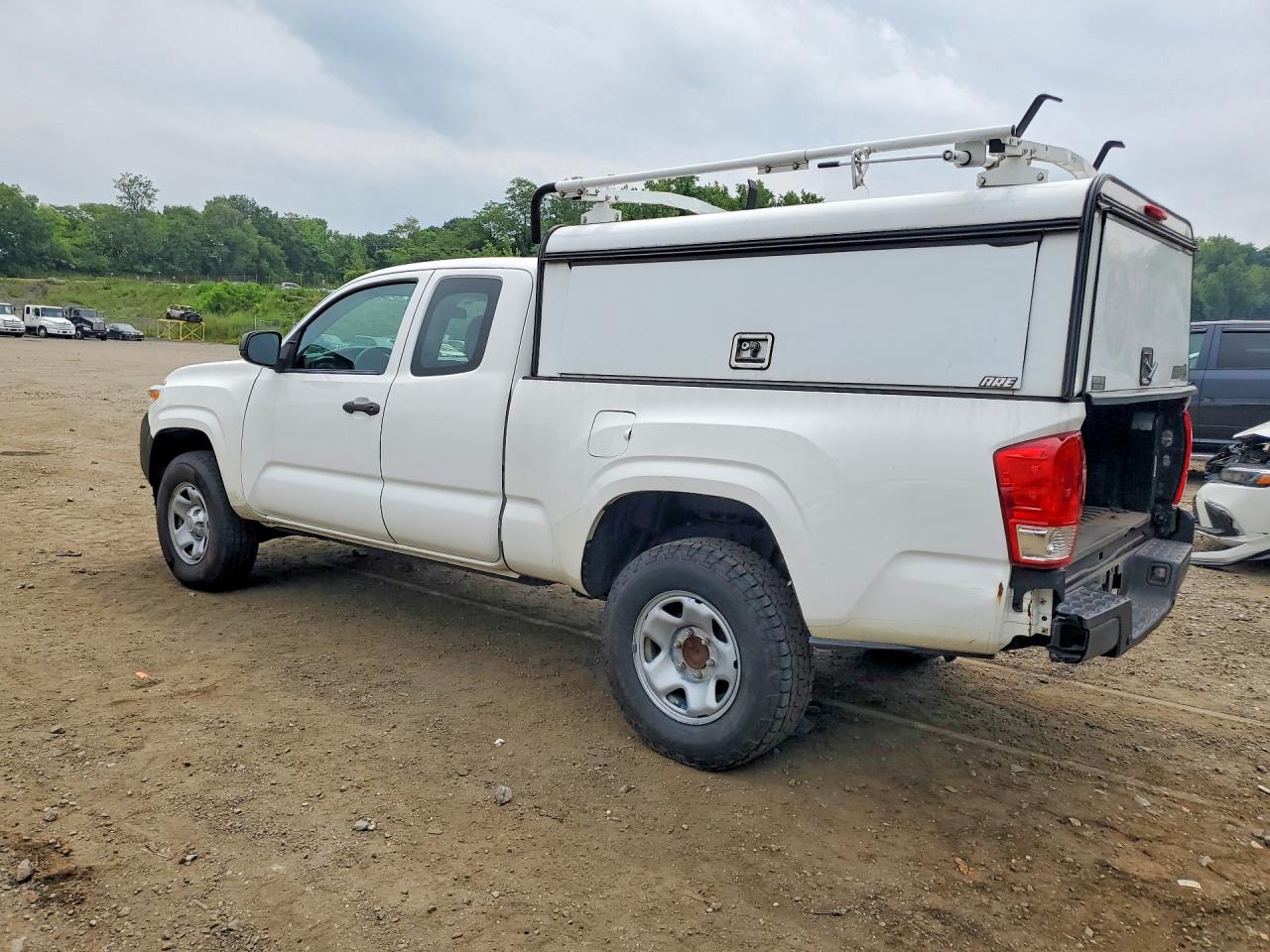 2016 TOYOTA TACOMA