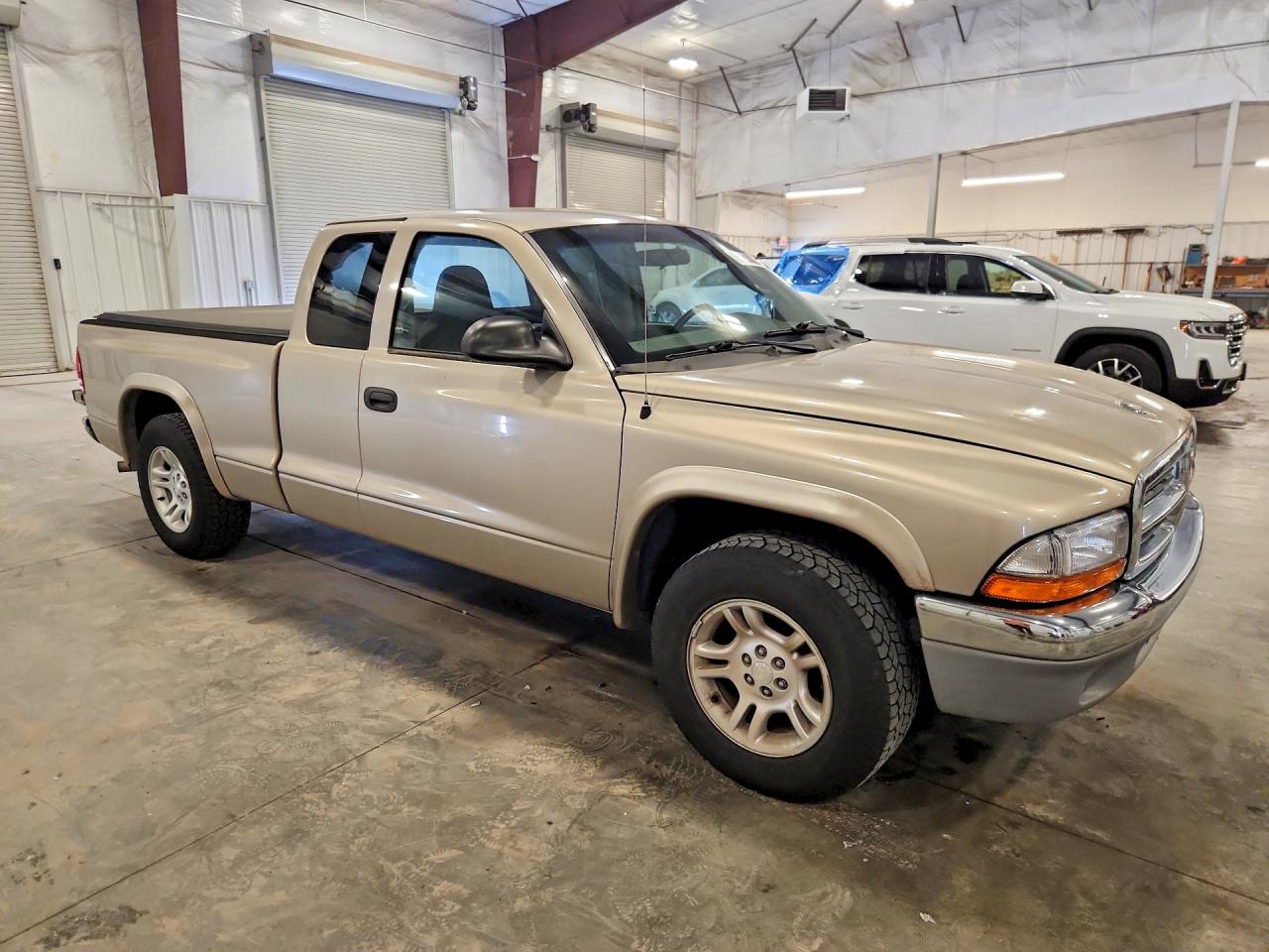 2004 DODGE DAKOTA