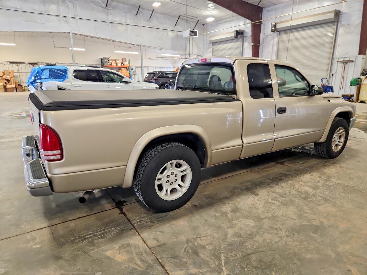 2004 DODGE DAKOTA