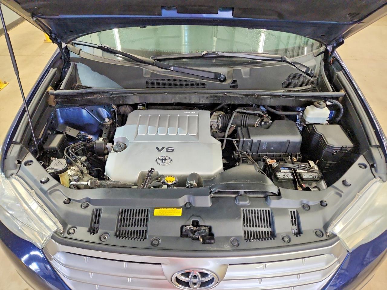 2013 TOYOTA HIGHLANDER