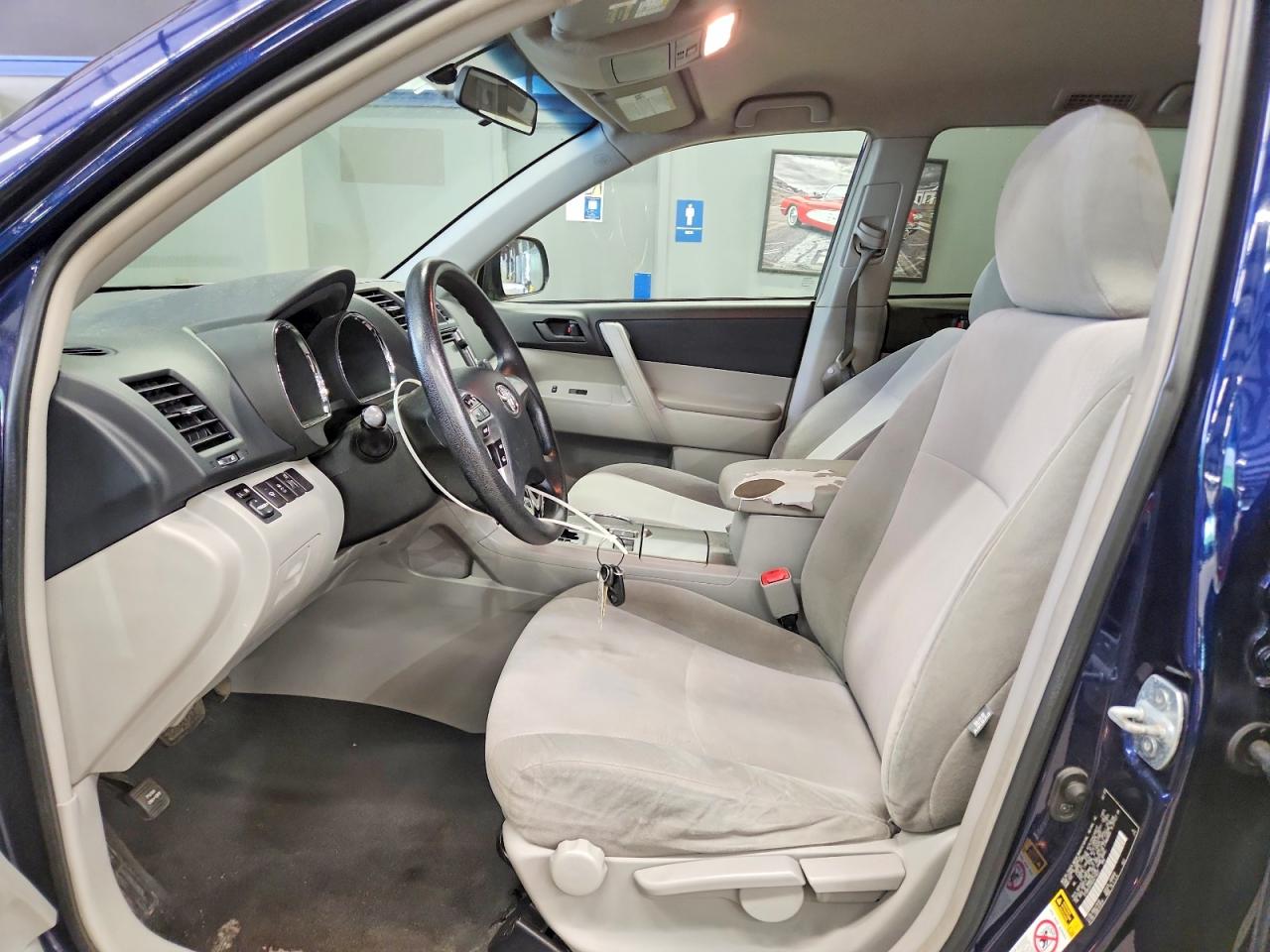 2013 TOYOTA HIGHLANDER