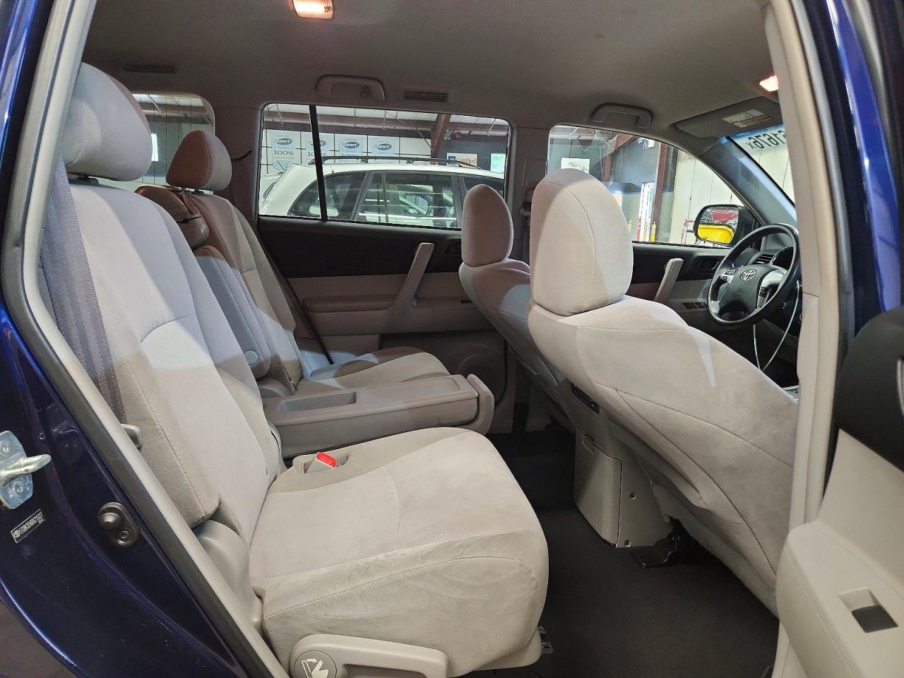 2013 TOYOTA HIGHLANDER