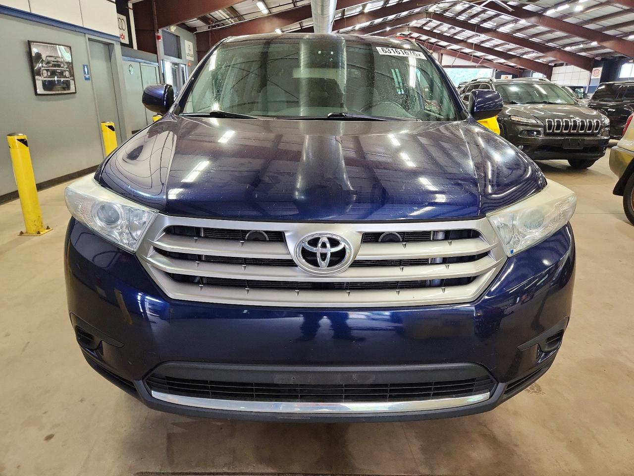 2013 TOYOTA HIGHLANDER