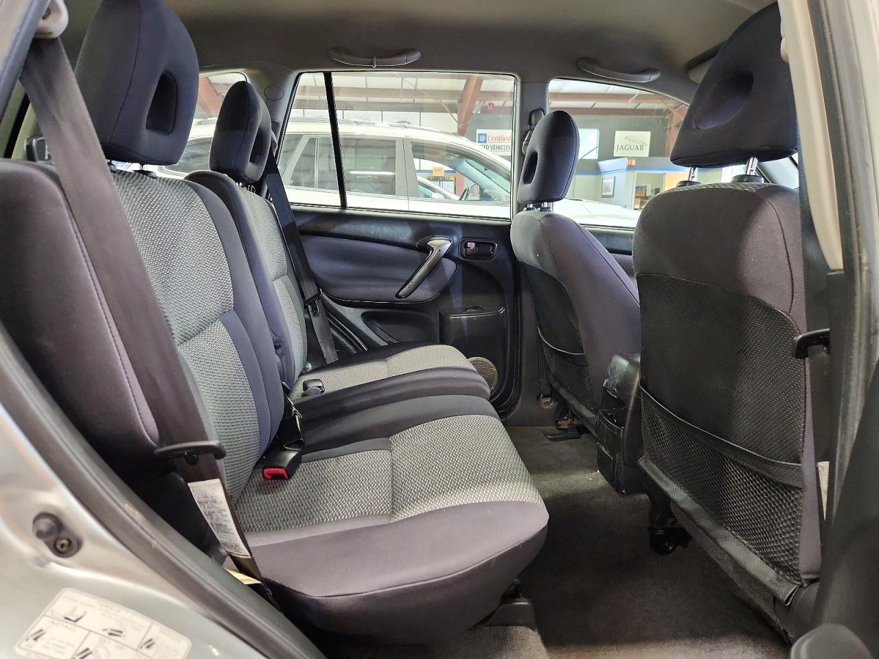 2005 TOYOTA RAV4