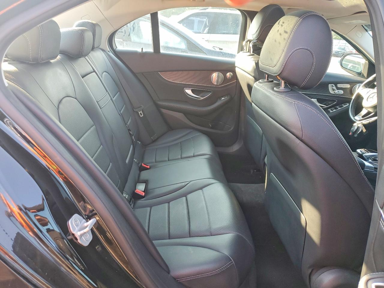 2015 MERCEDES-BENZ C-CLASS