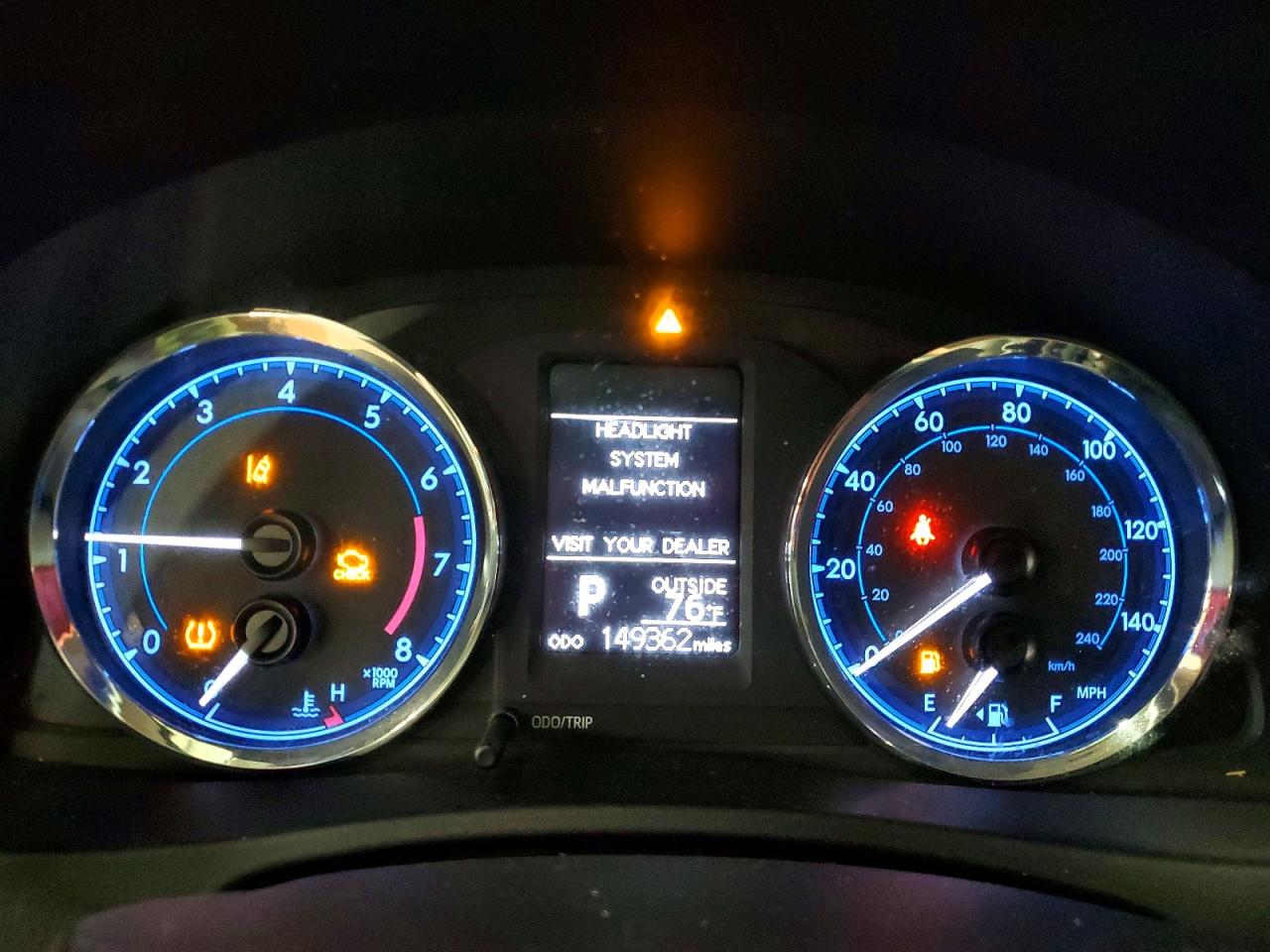 2017 TOYOTA COROLLA