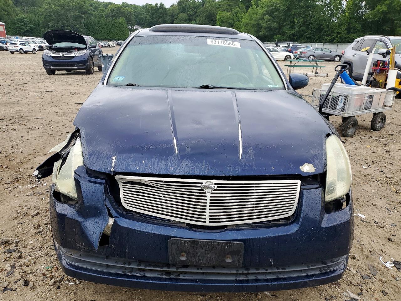 2004 NISSAN MAXIMA
