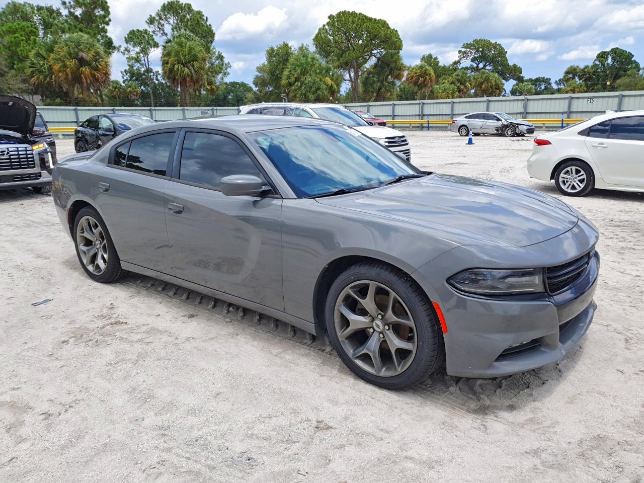2017 DODGE CHARGER