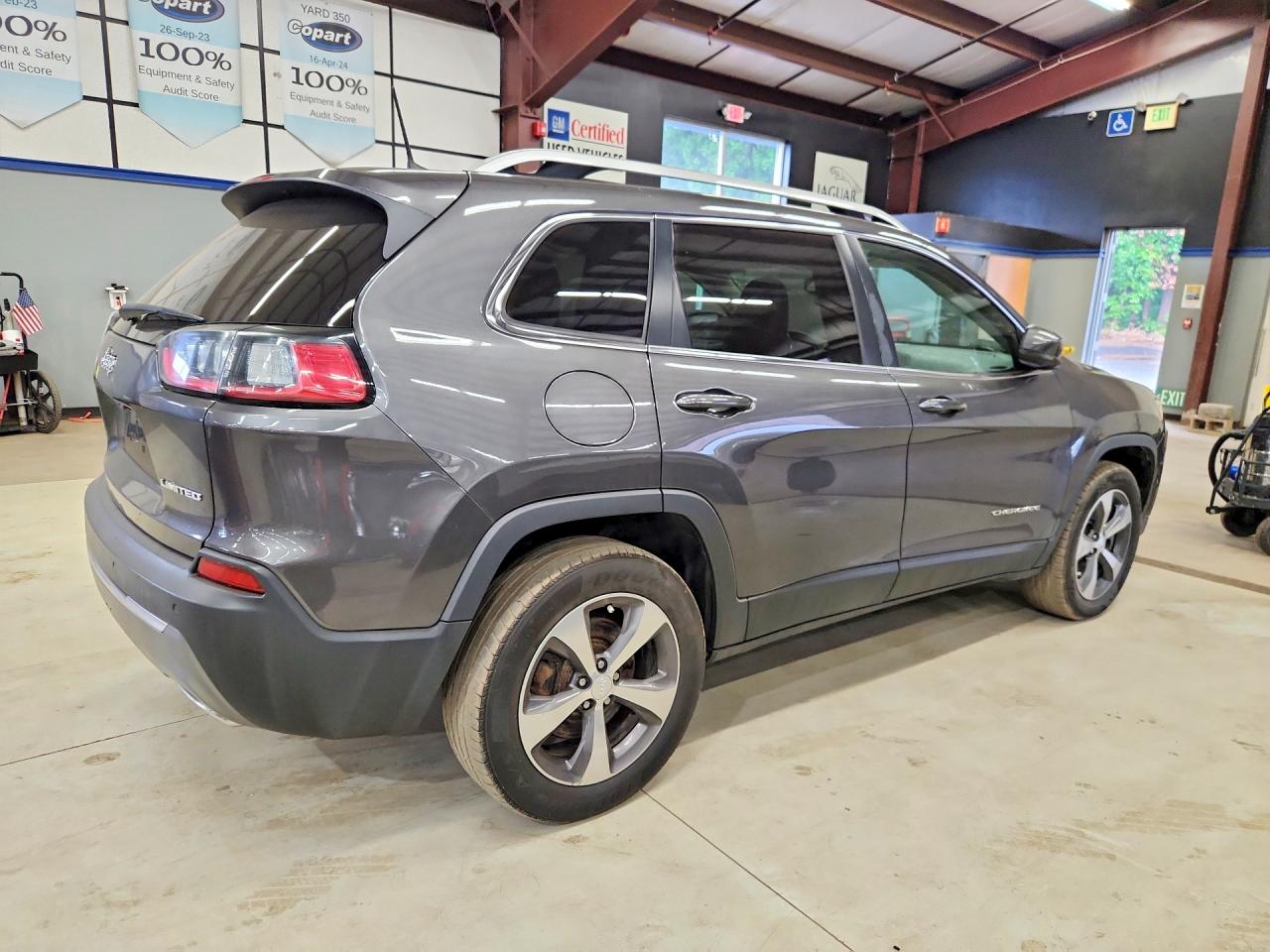 2019 JEEP CHEROKEE