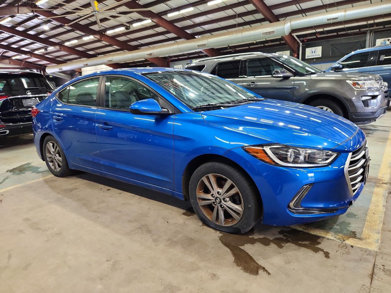 2017 HYUNDAI ELANTRA