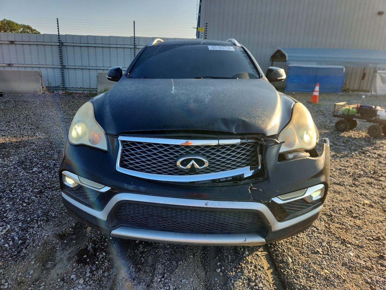 2017 INFINITI QX50 BASE