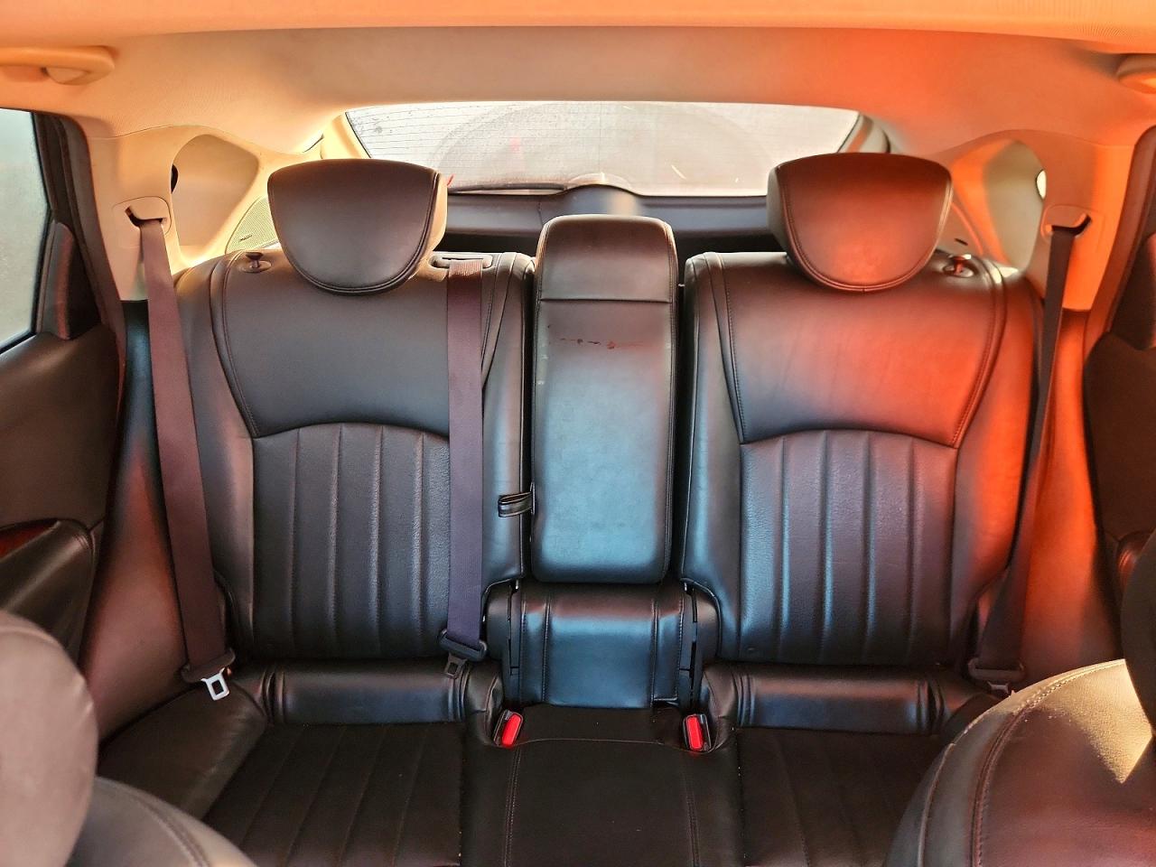 2017 INFINITI QX50 BASE