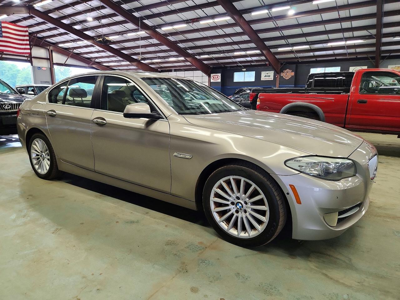 2013 BMW 5 SERIES