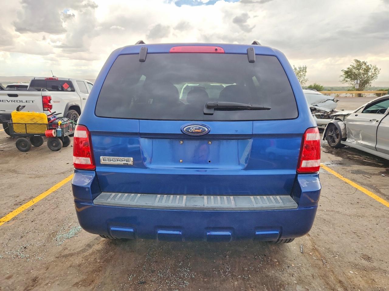 2008 FORD ESCAPE