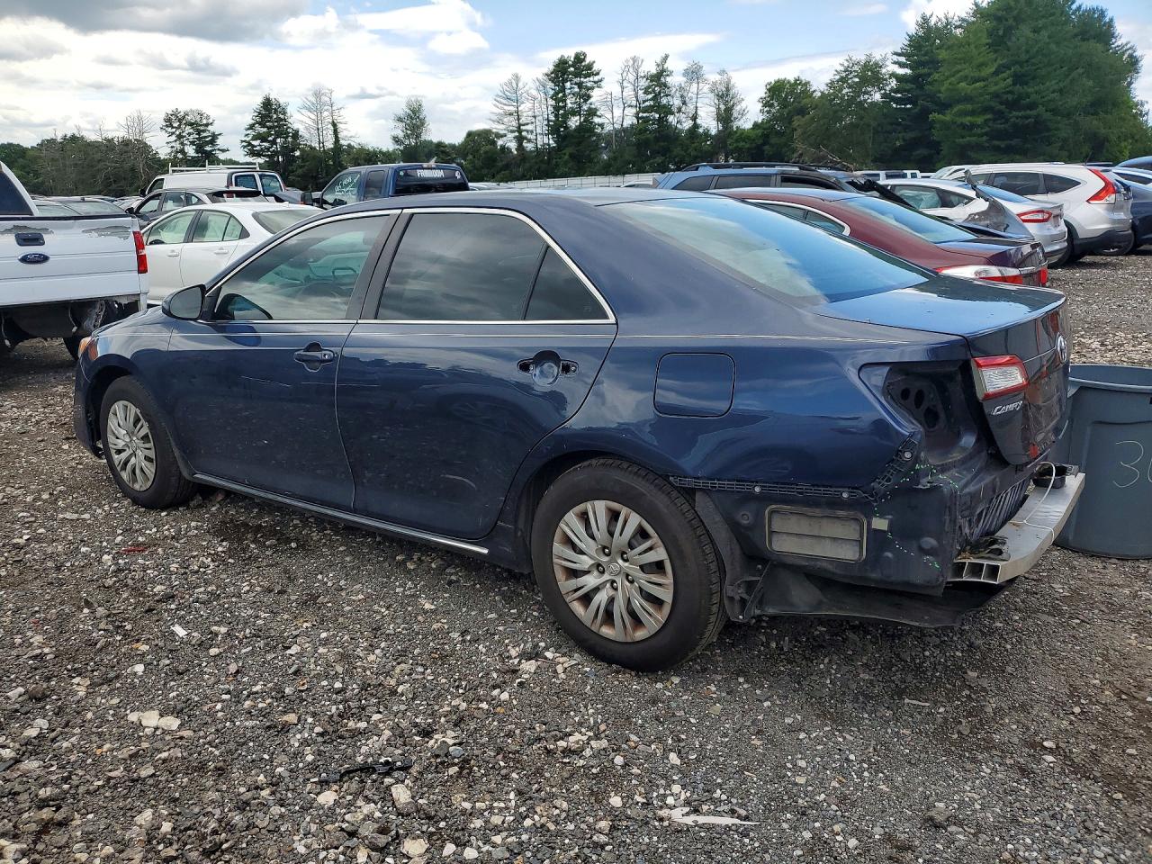 2014 TOYOTA CAMRY