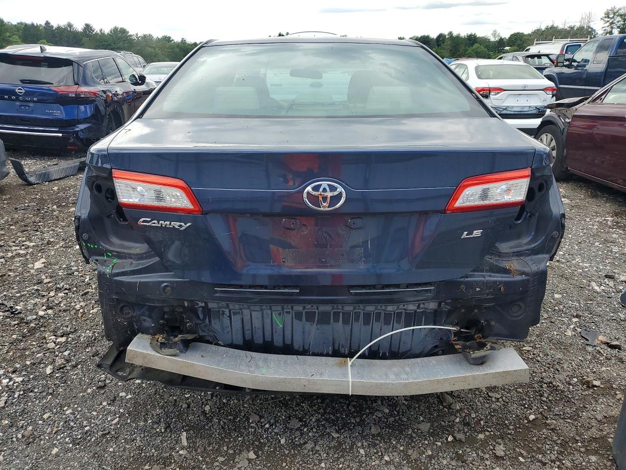 2014 TOYOTA CAMRY