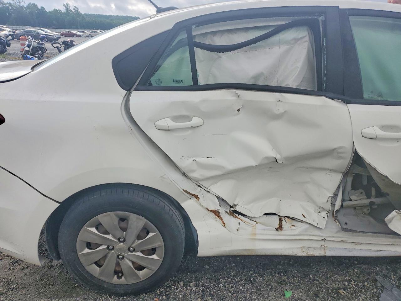 2018 KIA RIO