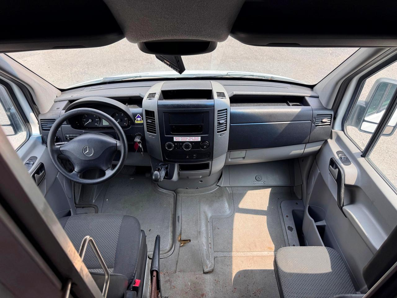 2011 MERCEDES-BENZ SPRINTER