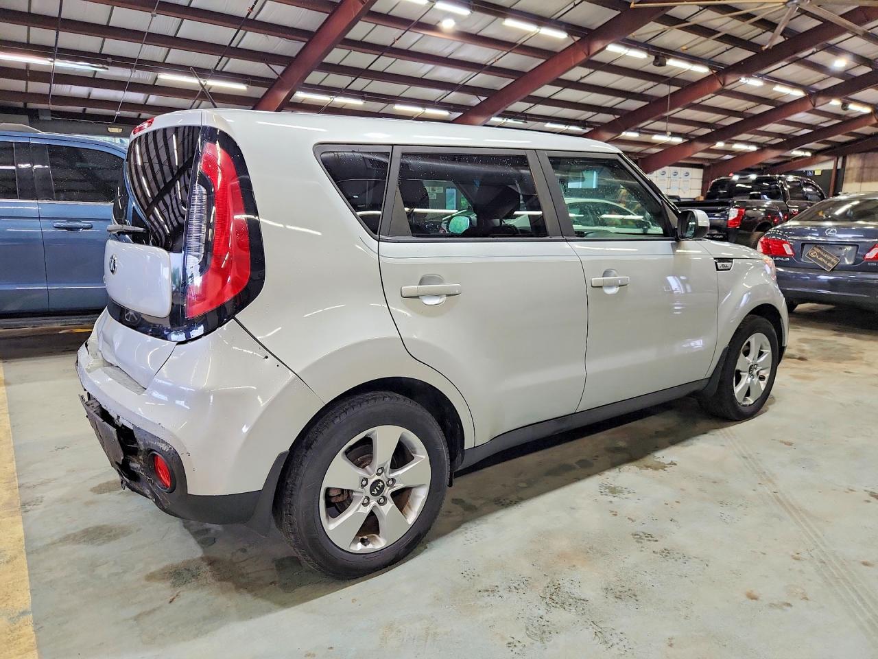 2017 KIA SOUL