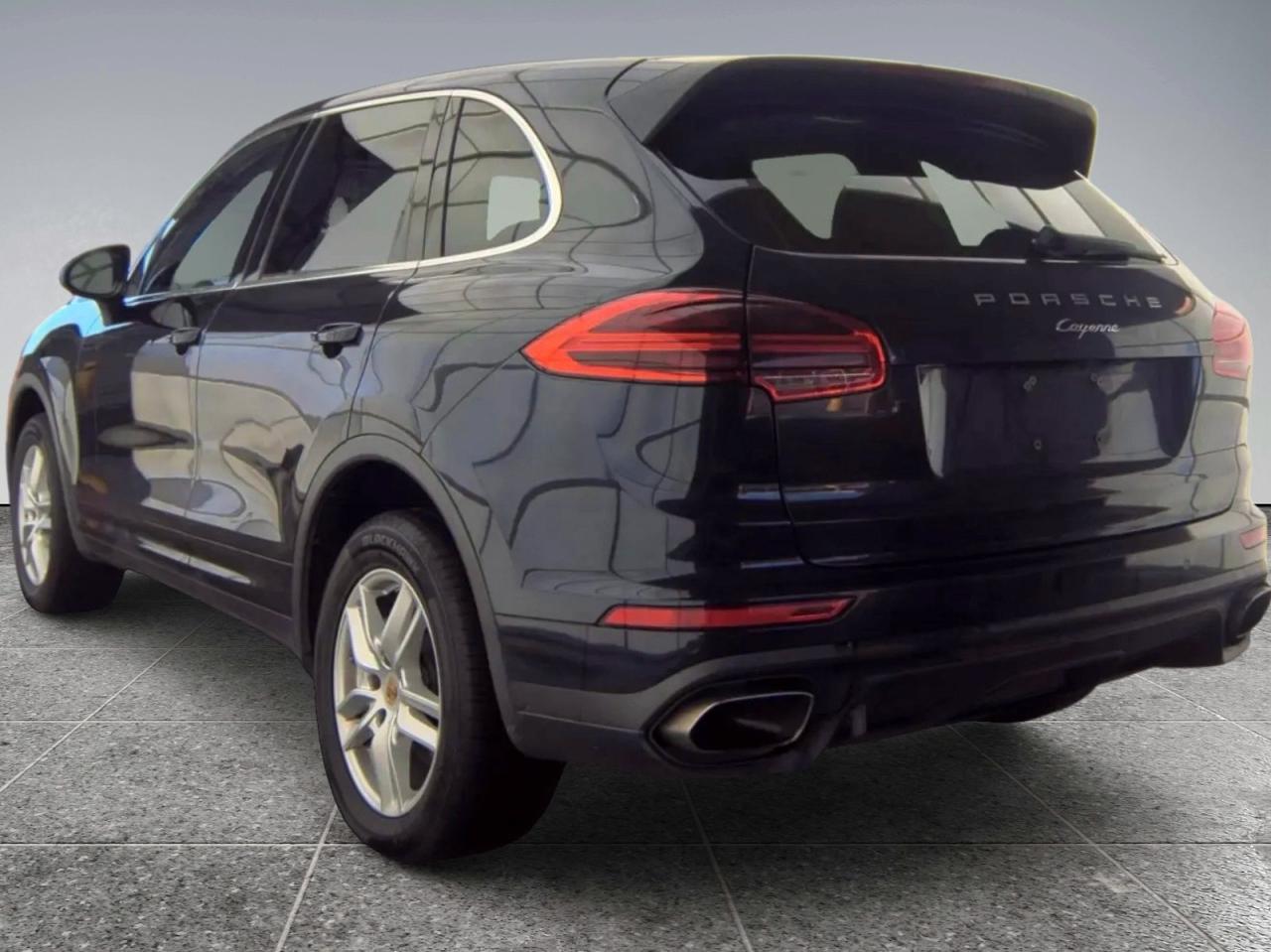2018 PORSCHE CAYENNE