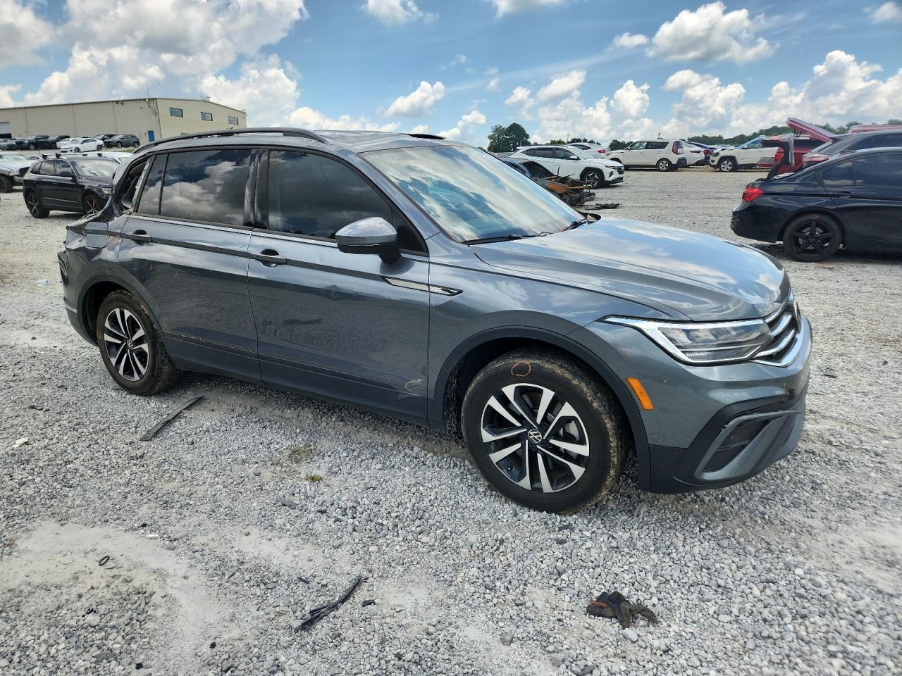 2023 VOLKSWAGEN TIGUAN